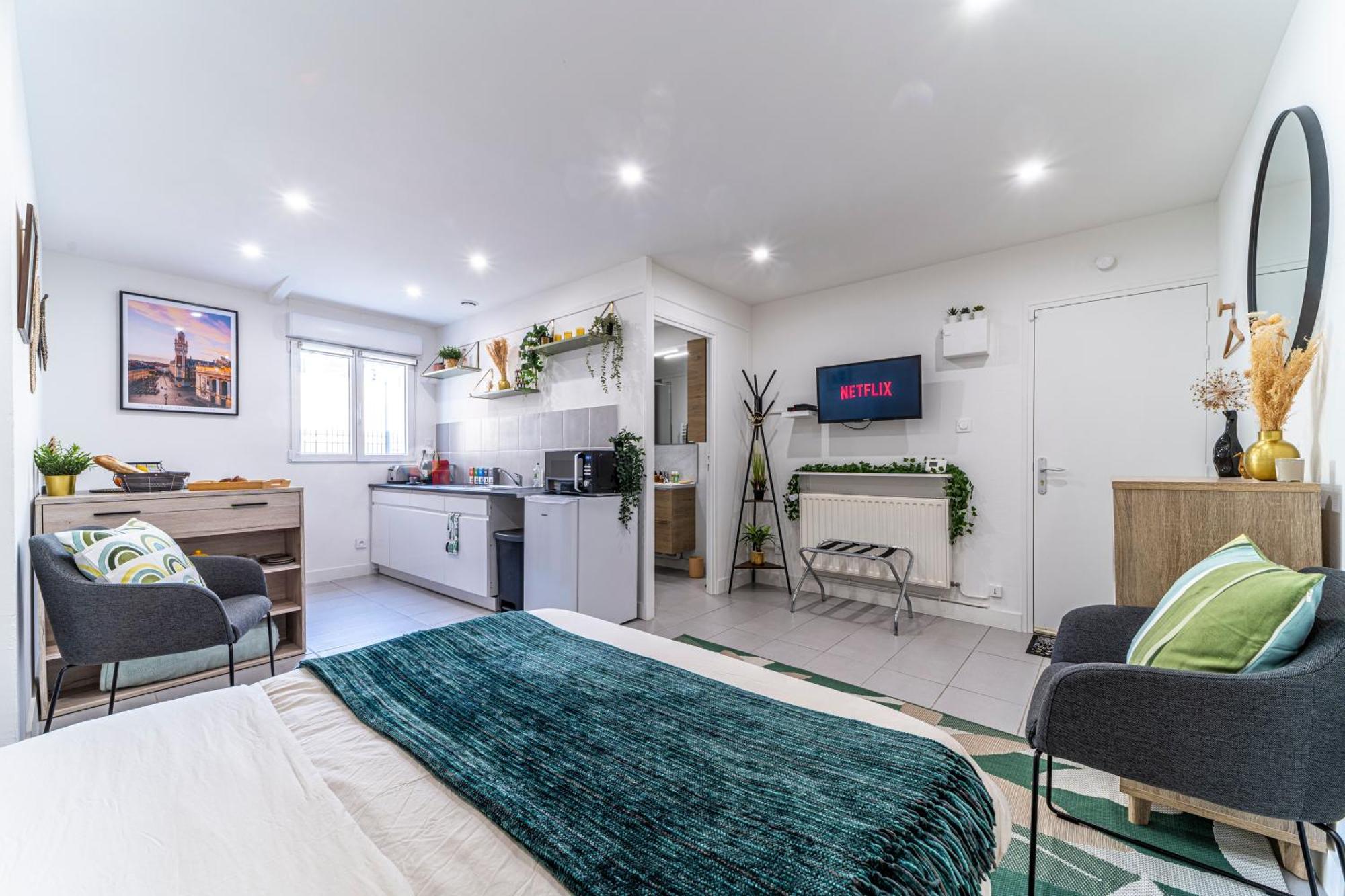 Le Cosy - Free Parking - Proche Gares Lille - Netflix - Wifi Lejlighed Mons-en-Baroeul Eksteriør billede