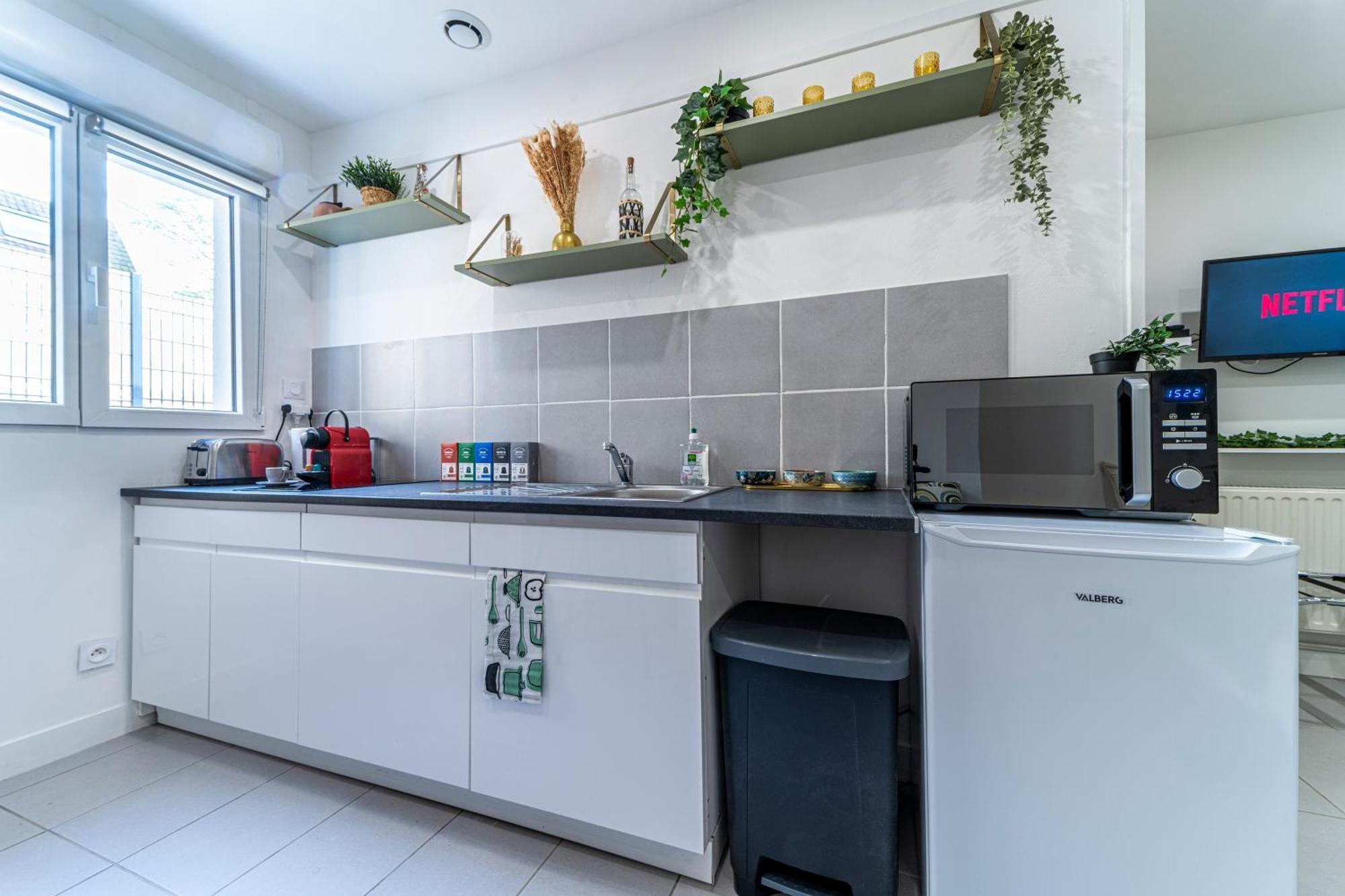 Le Cosy - Free Parking - Proche Gares Lille - Netflix - Wifi Lejlighed Mons-en-Baroeul Eksteriør billede